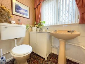 FINCH DRIVE- click for photo gallery